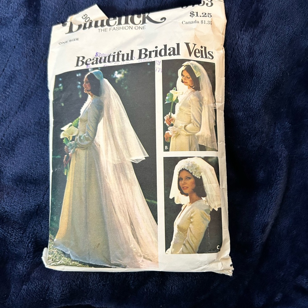 Simplicity Vintage Bridal and Veil Patterns - Picture 2 of 7